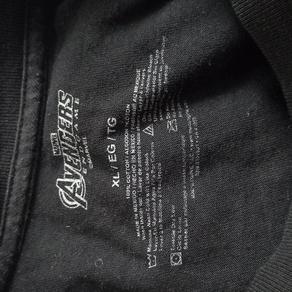 Modern Marvel Avengers Graphic Superhero Shirt - Picture 6 of 6